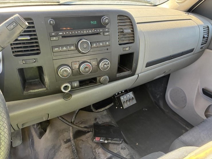 2012-gmc-sierra-2500-image-23