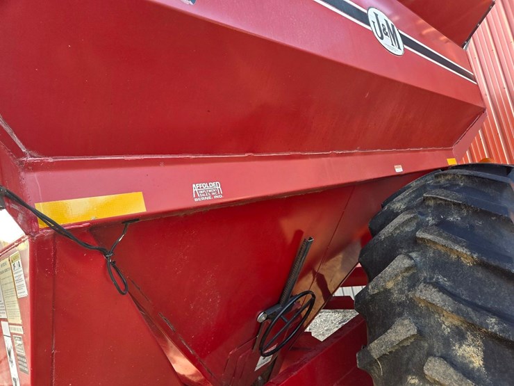 j&m-620-grain-cart-image-11