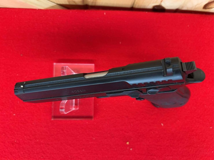 magnum-research/imi-desert-eagle-.40-s&w-semiauto-pistol-image-3