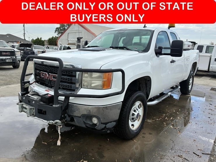 2012-gmc-sierra-2500-image-1