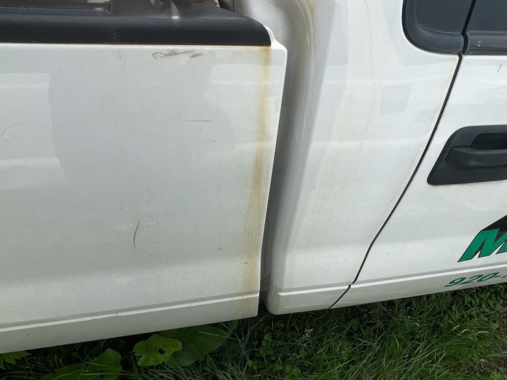 2014-ford-f150-xl-image-22