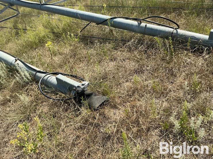 valley-8000-9-tower-pivot-image-12