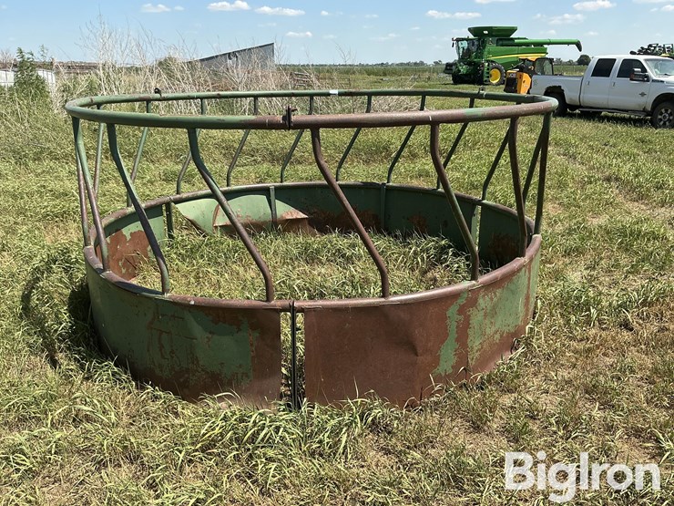 round-bale-feeder-image-3