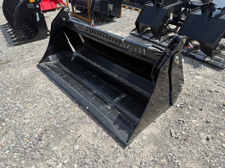 #2011-•-unused-future-kh72-72"-skid-steer-4-in-1-bucket-fdkhd2603226-inv#49446-image-3