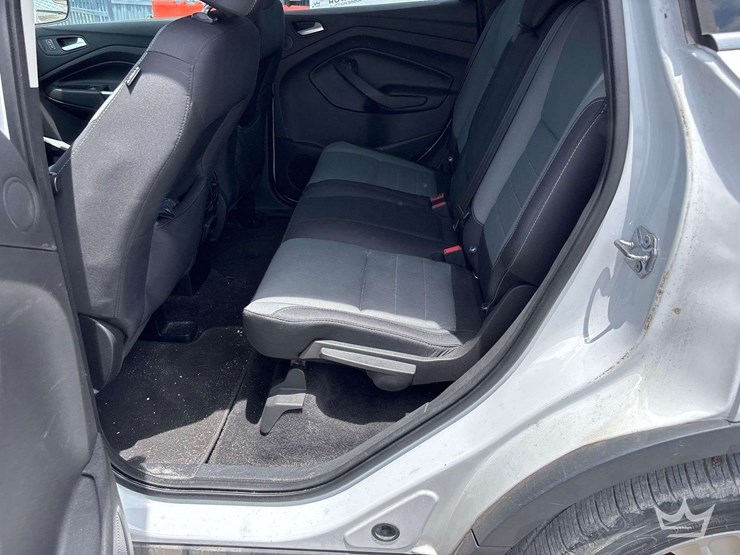2016-ford-escape-image-22