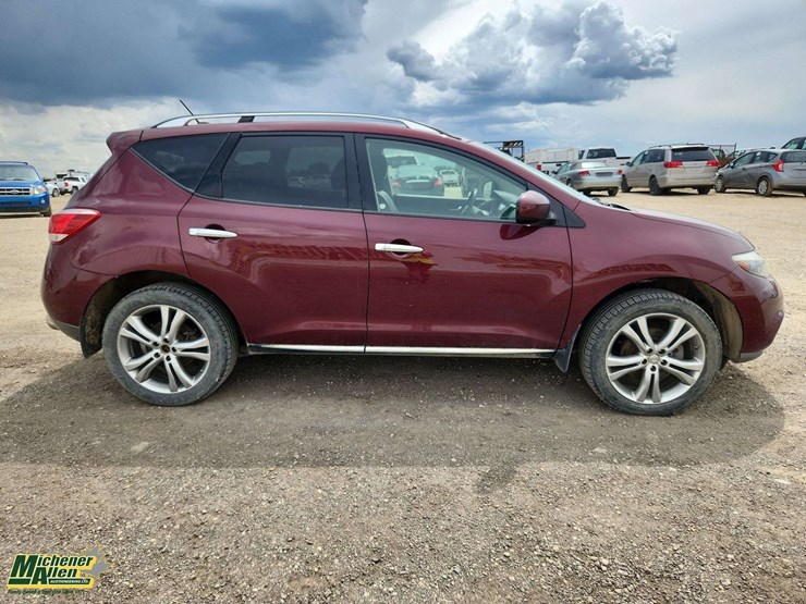 2011-nissan-murano-image-8