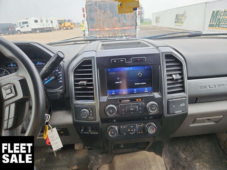 2020-ford-f550-image-18