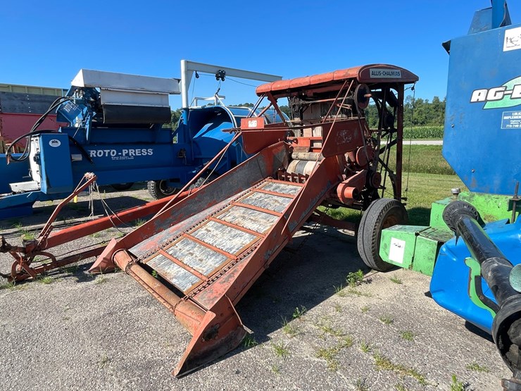 #1025-•-allis-chalmers-10-roto-baler-image-8