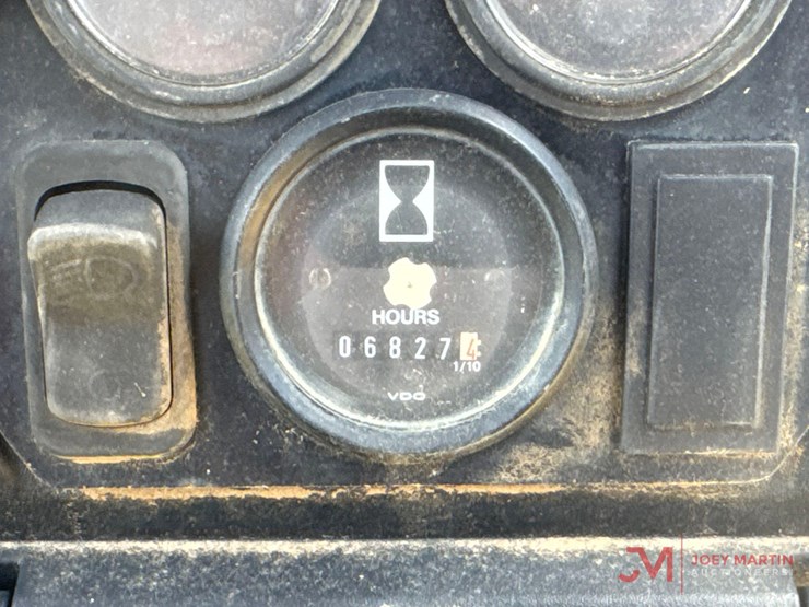 deere-450h-lt-image-23