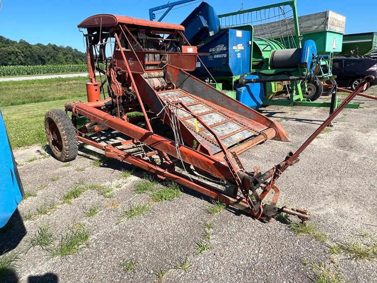 #1025-•-allis-chalmers-10-roto-baler-image-12