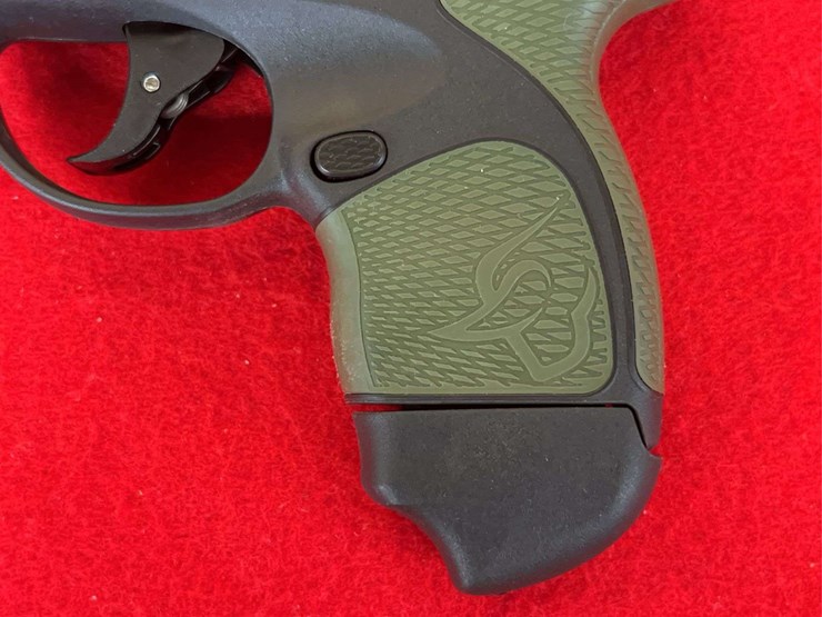 taurus-spectrum-.380-acp-semiauto-pistol-image-8