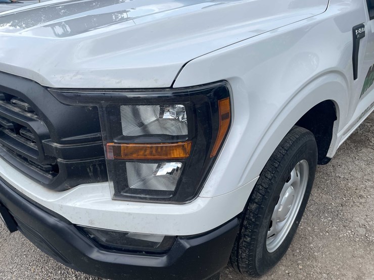 2023-ford-f150-xl-image-10