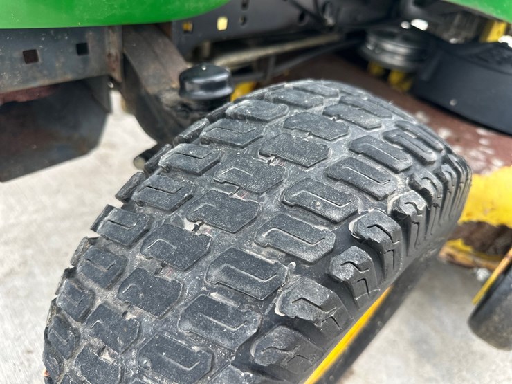 john-deere-d110-image-29