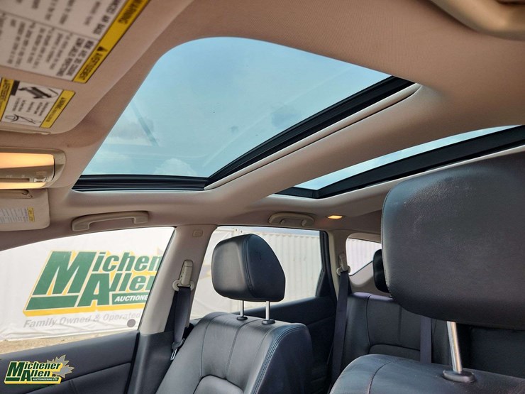 2011-nissan-murano-image-16
