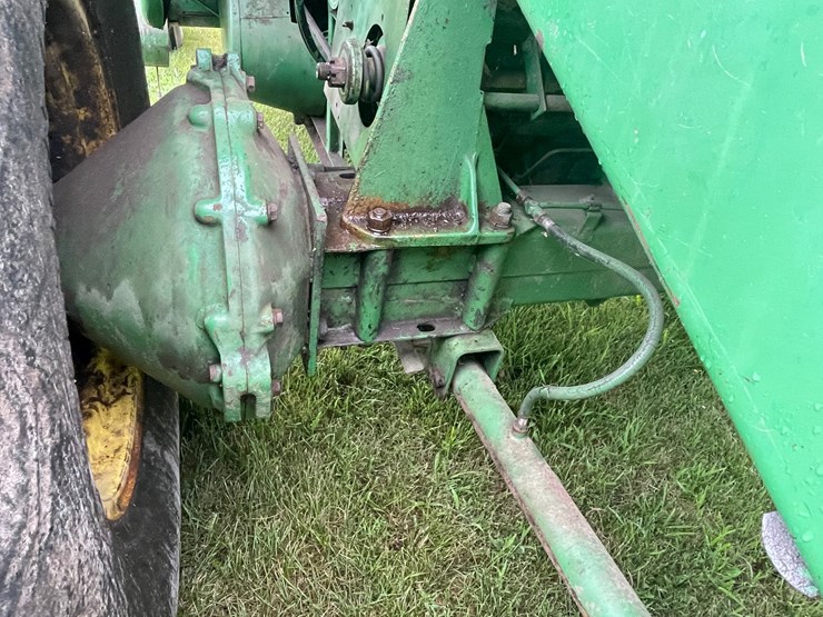 john-deere-4420-image-16