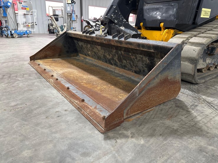 2021-jcb-3ts-8t-image-9