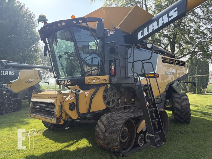 2013-claas-lexion-760-image-1