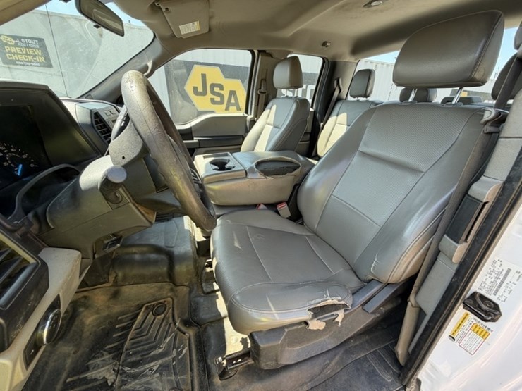 2017-ford-f150-image-22