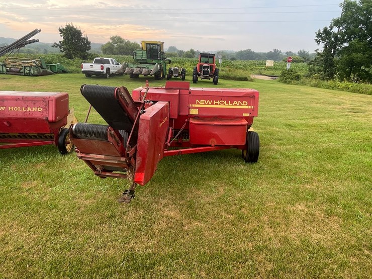 new-holland-570-image-6