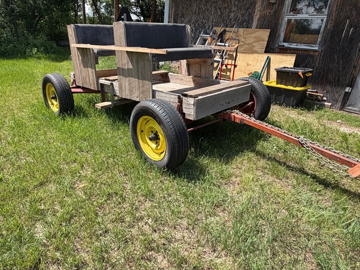 #1927-•-double-bench-parade-wagon-image-3