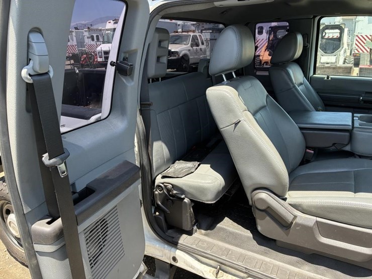 2011-ford-f250-image-11