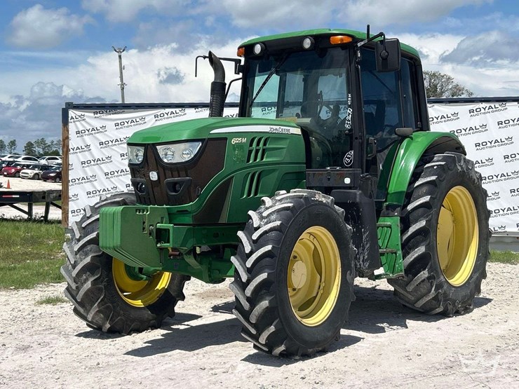 2014-john-deere-6125m-image-1