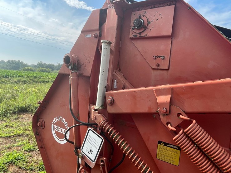hesston-5500-image-20