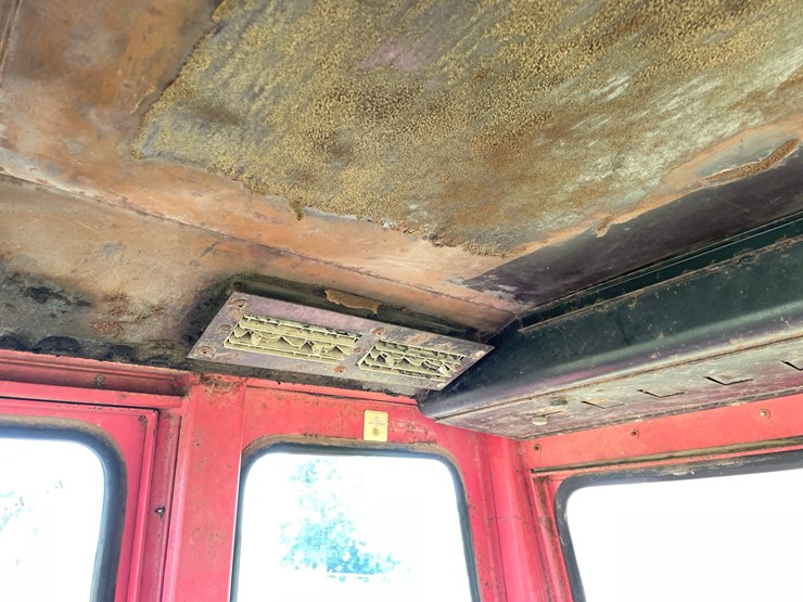 massey-ferguson-1085-image-33