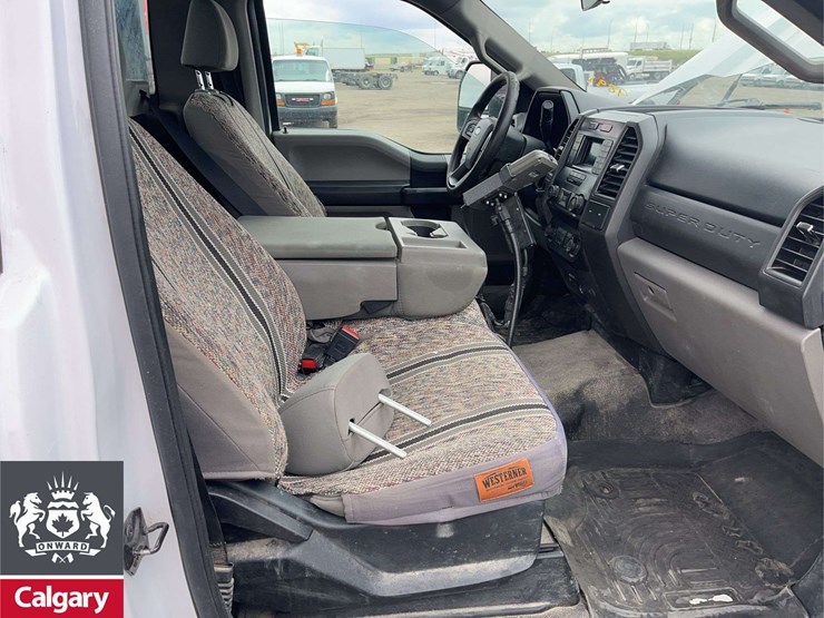 2020-ford-f350-image-19