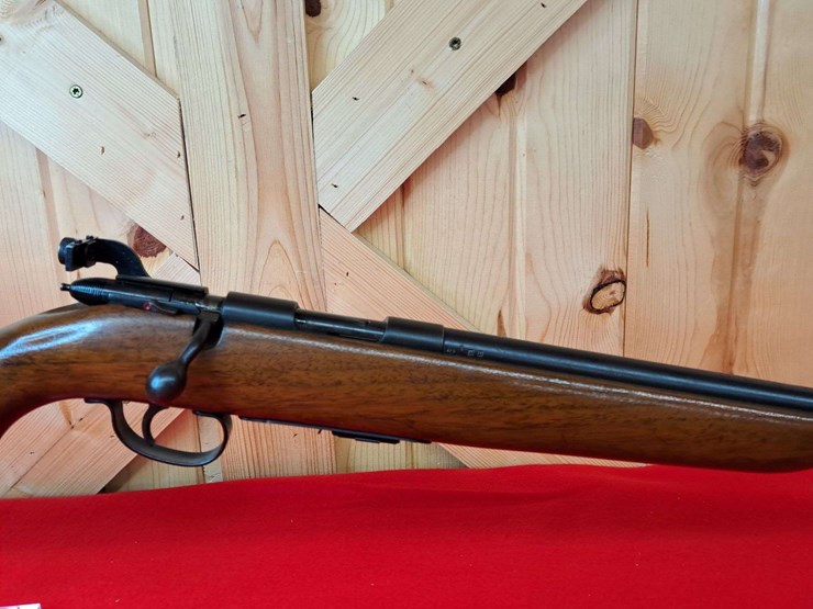 remington-scoremaster-model-511-p-.22-lr-bolt-action-rifle-image-10