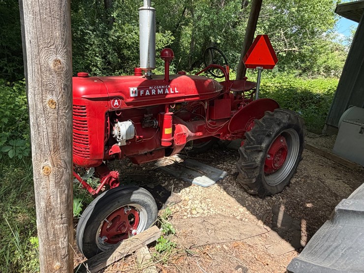 #1923-•-mccormick-farmall-a-tractor-image-1