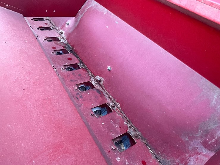 case-ih-5100-image-18