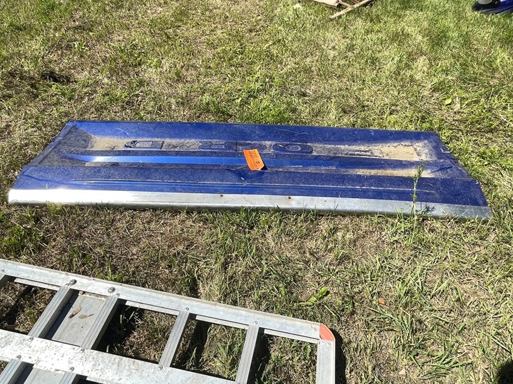 #3232-•-ford-tailgate-image-6