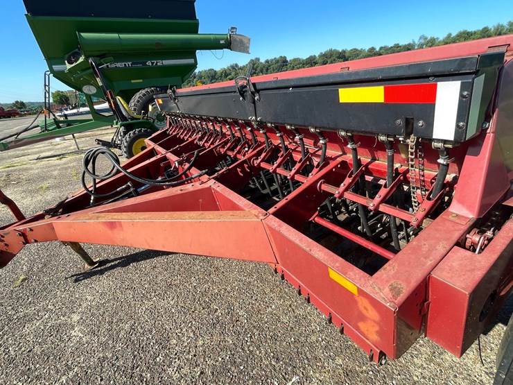 case-ih-5100-image-33