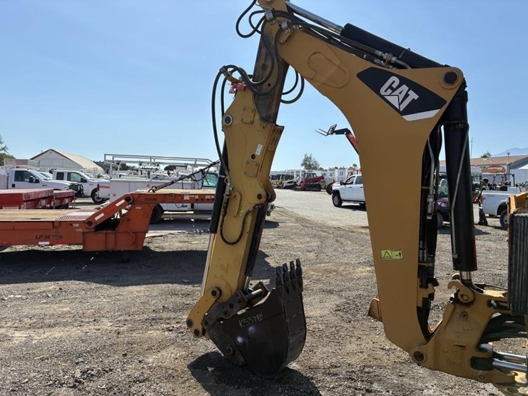 2008-caterpillar-430e-image-13