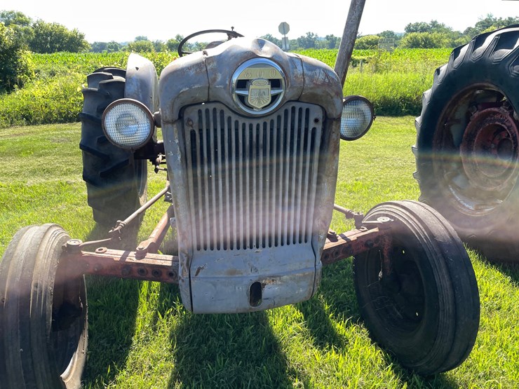 ford-850-image-15