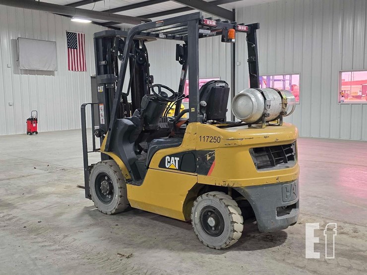 2020-caterpillar-gp25n-image-4