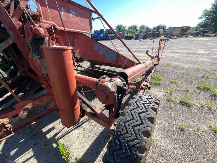 #1025-•-allis-chalmers-10-roto-baler-image-19