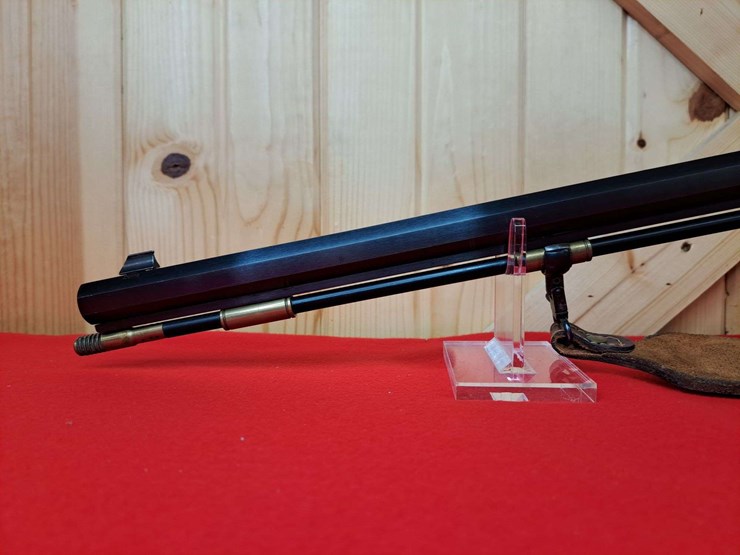 connecticut-valley-arms-(cva)-.50-caliber-hawken-blackpowder-rifle-image-2