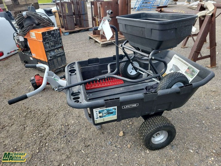 wagon-and-a-spreader-image-16