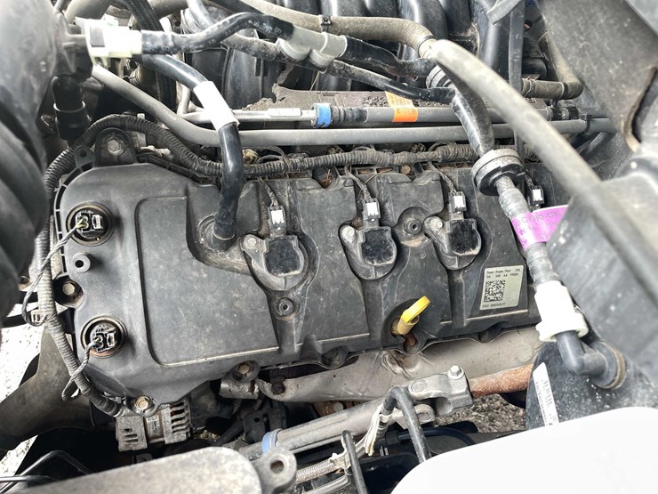 2016-ford-f150-xlt-image-76