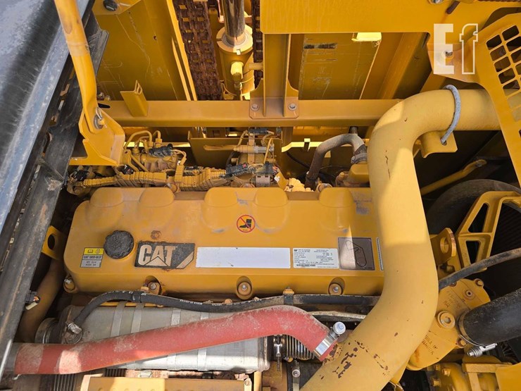 2017-caterpillar-349fl-image-25