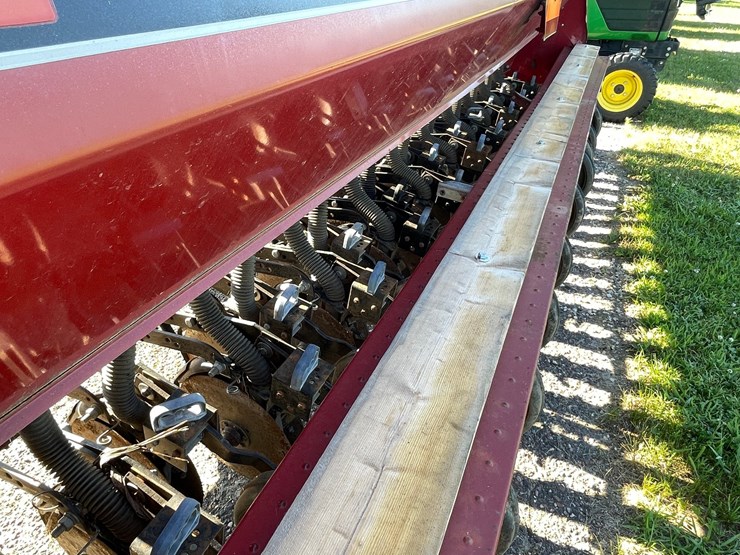 case-ih-5100-image-16