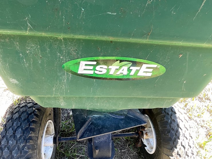 #3308-•-true-temper-wheelbarrow-and-estate-pull-behind-spreader-image-10