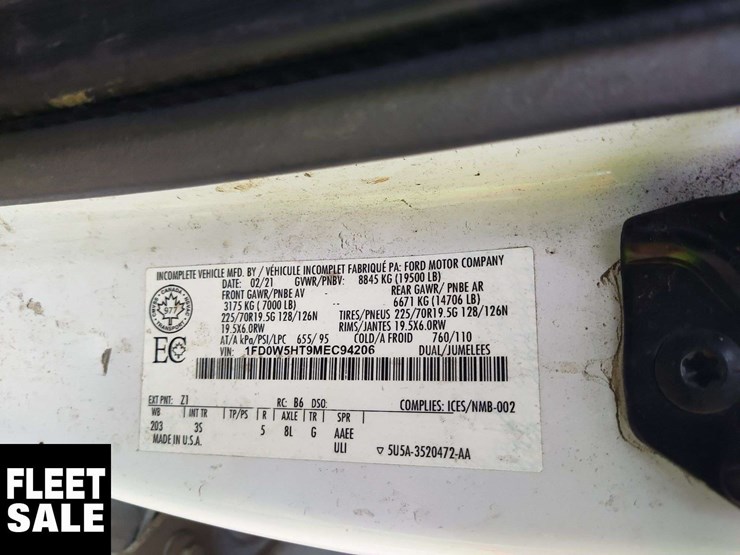 2021-ford-f550-image-15