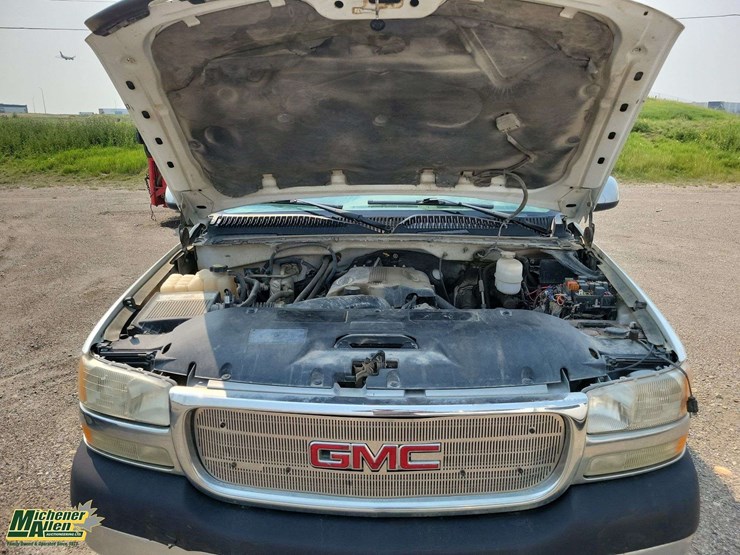 2001-gmc-sierra-3500-image-31