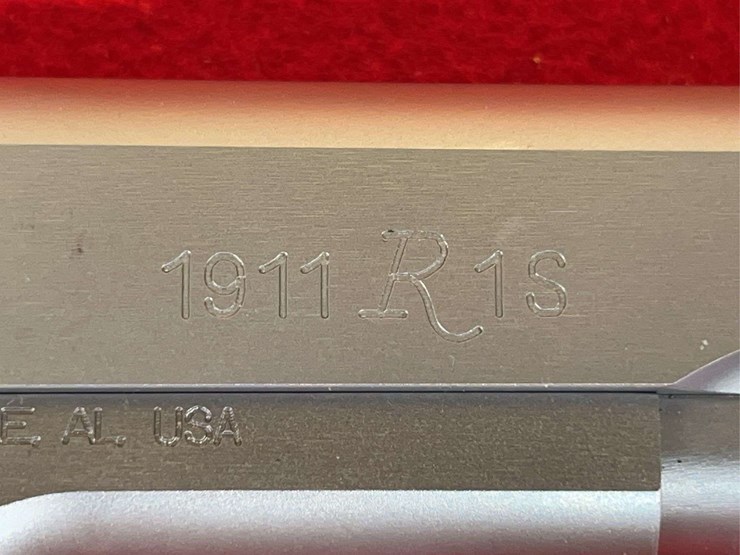 remington-model-1911-r1s-.45-acp-semiauto-pistol-image-12