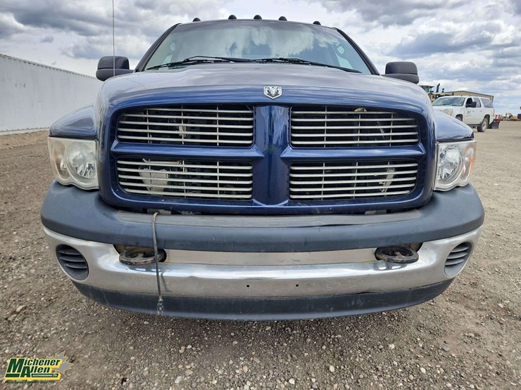 2004-dodge-ram-2500-image-38