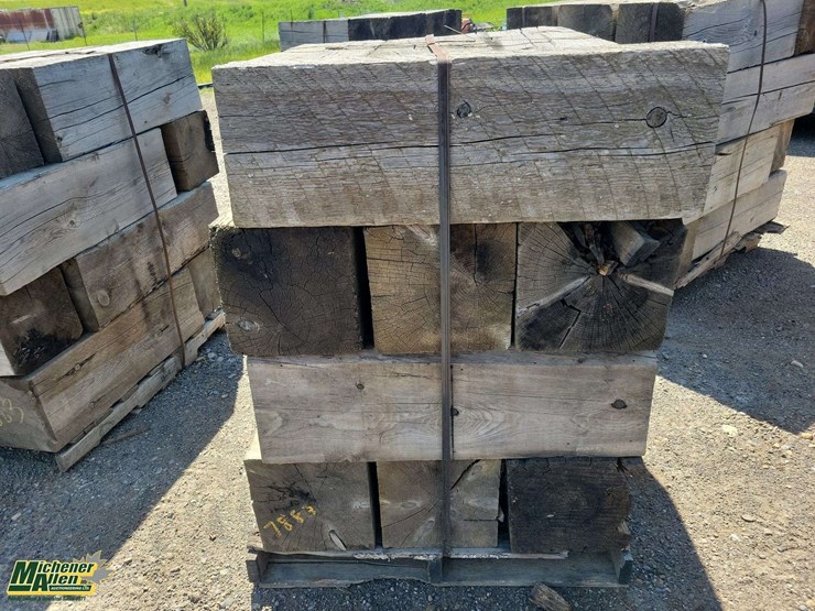 pallet-of-lumber-blocks-36"x12"x12-image-6