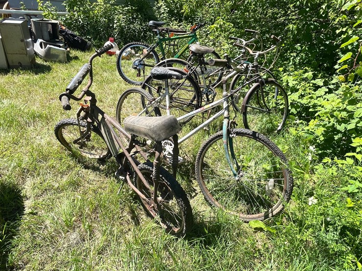 #3299-•-(2)-vintage-bikes-image-7